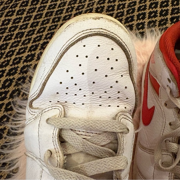 Nike Women's Sneakers White and Red - Picture 7 of 11